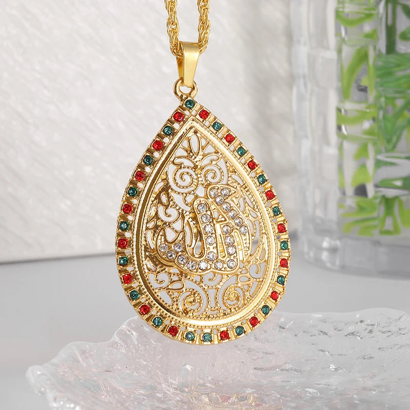 Necklace Men Women Gift Fashionable and Exquisite Golden Shiny Pendant.